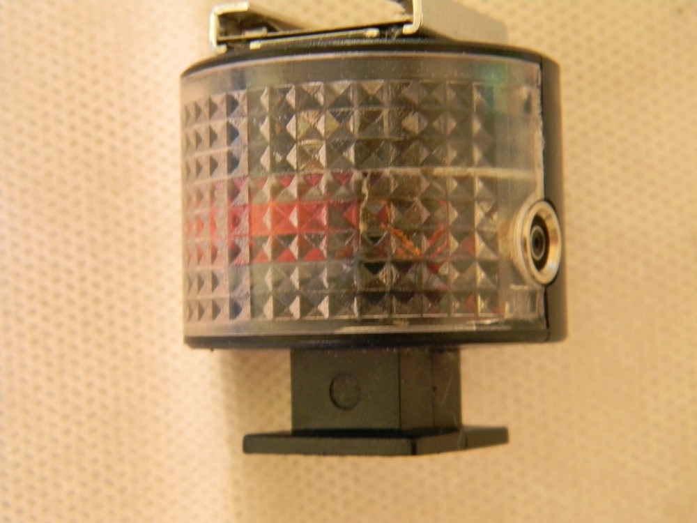 Vivitar SL-2 Slave Flash Remote Trigger - Fully Functional - S/N: 10049