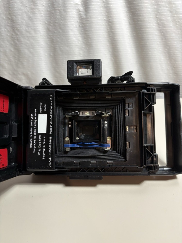 Polaroid propack film camera untested