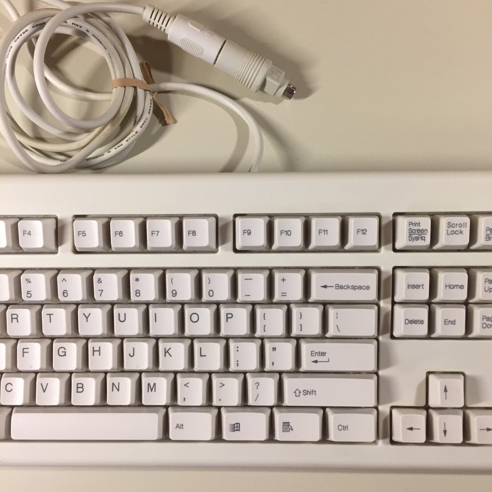 Vintage KBD-203 Keyboard