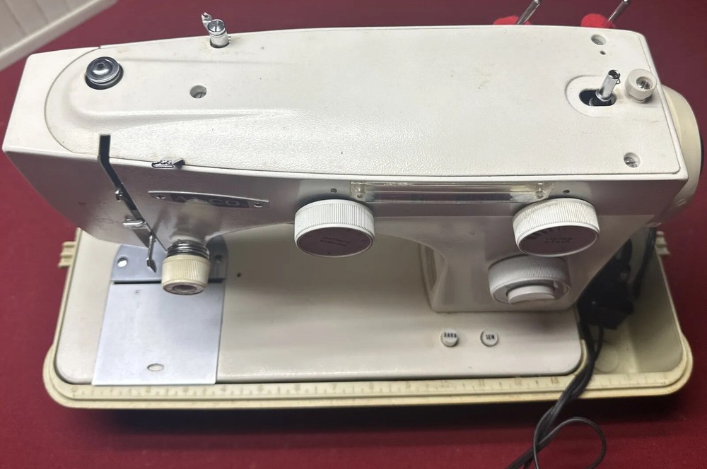 Alco Sewing Machine E56941 Allyn Model 2200