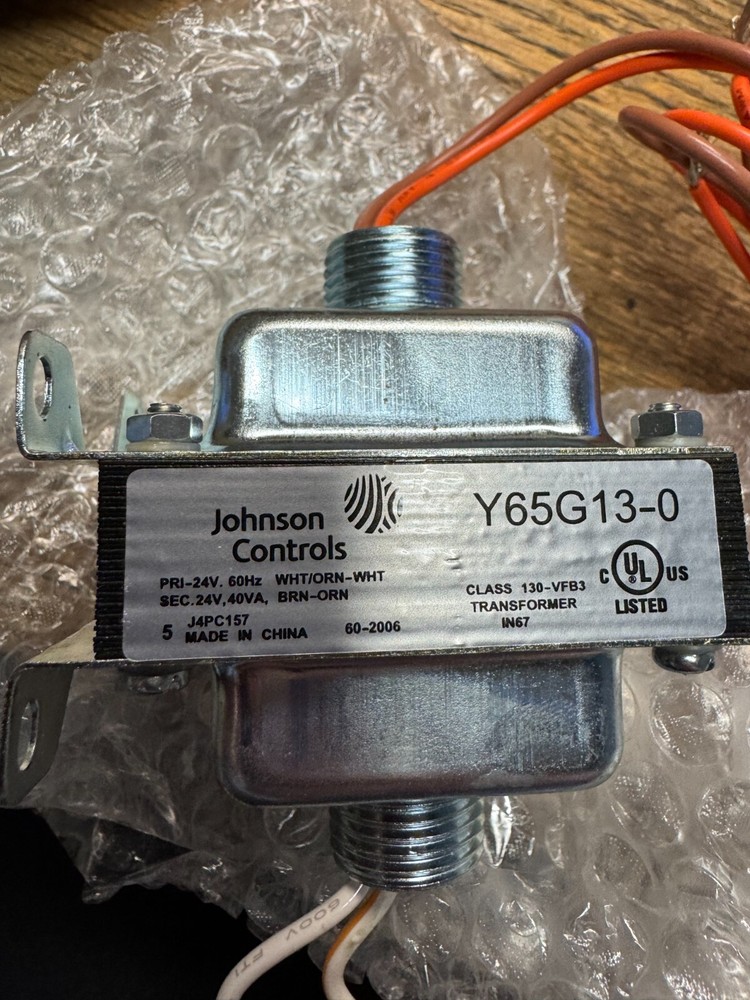 Johnson Controls Y65G13-0 Class 2 Transformer, 40 VA, 24 VAC, Foot opened box