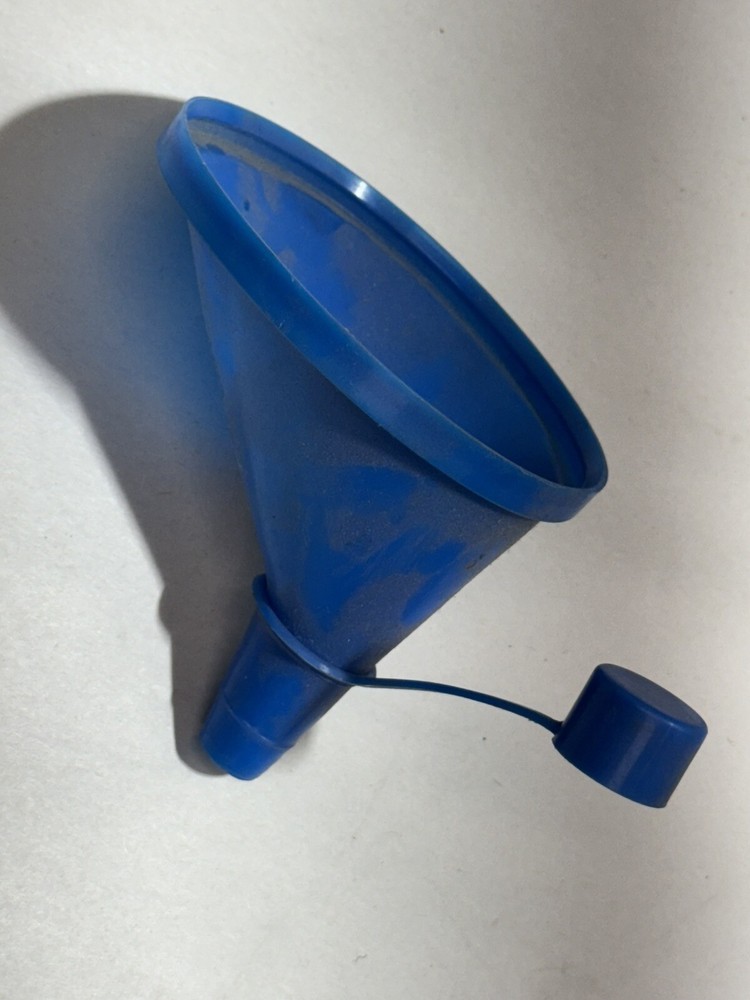 NOS Vintage Plastic Funnel- Blue (A4)