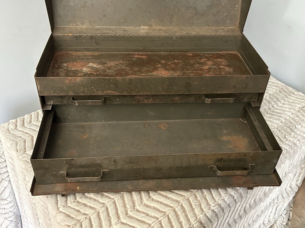 EARLY SNAP ON TOOLS A FRAME TOOL BOX with 2 PULL OUT DRAWERS RARE