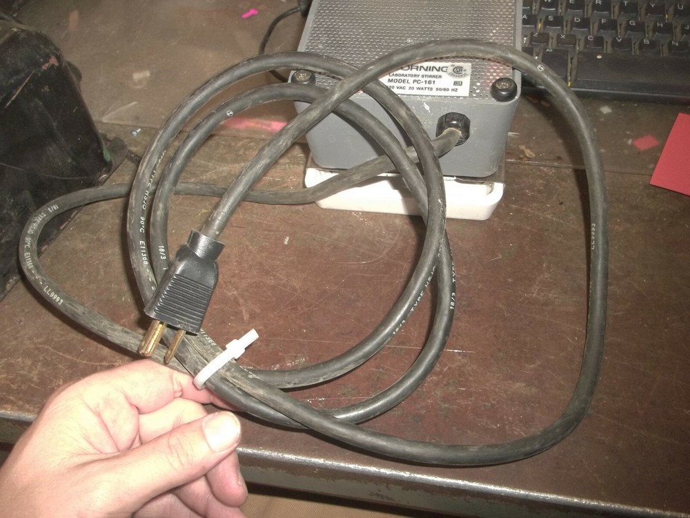 CORNING PC-161 LABORATORY MINI STIRRER (M4)