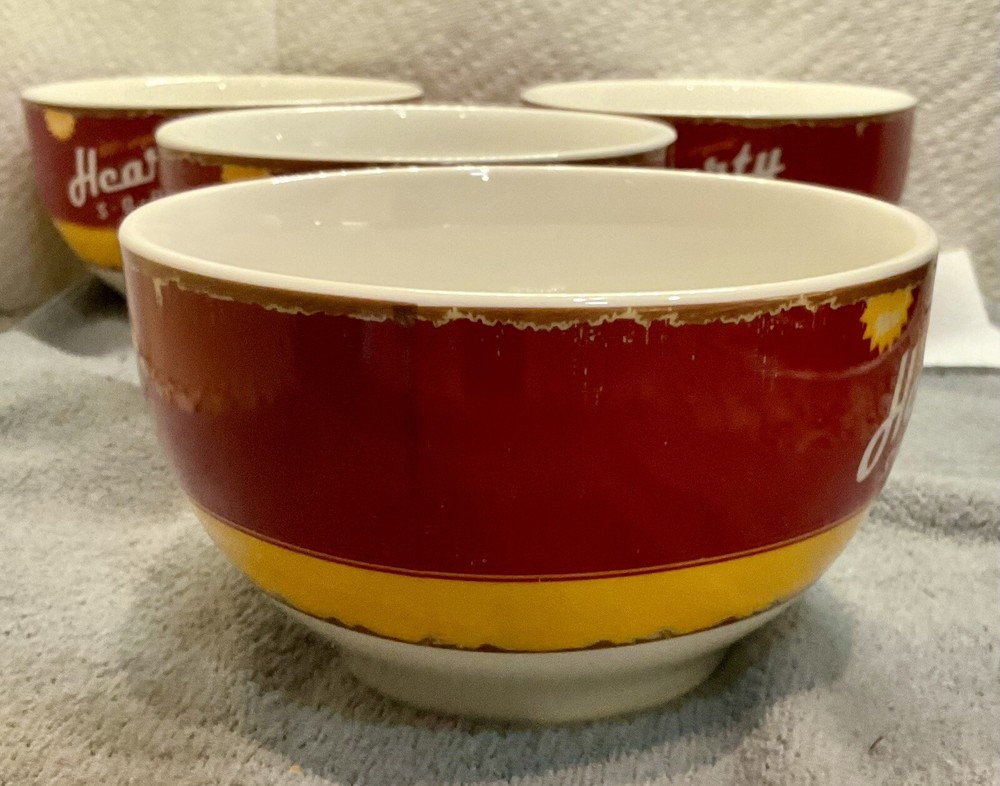 Retro HEARTY SOUP 4-Piece Bowl Set