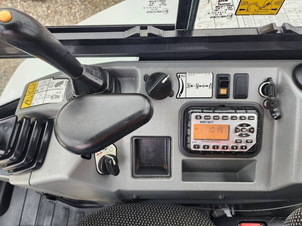 21 Bobcat E35I Mini Excavator, Long Arm, 1,059 hours, Hydraulic Thumb, Cold AC