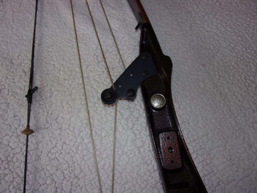 Vintage Bear Archery Whitetail Hunter Compound Bow NICE