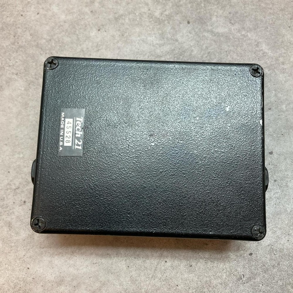 TECH21 TRI-O.D. 659887