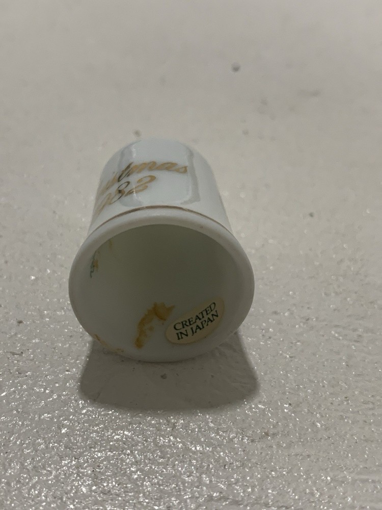 1982 Vintage Avon Christmas Porcelain Thimble