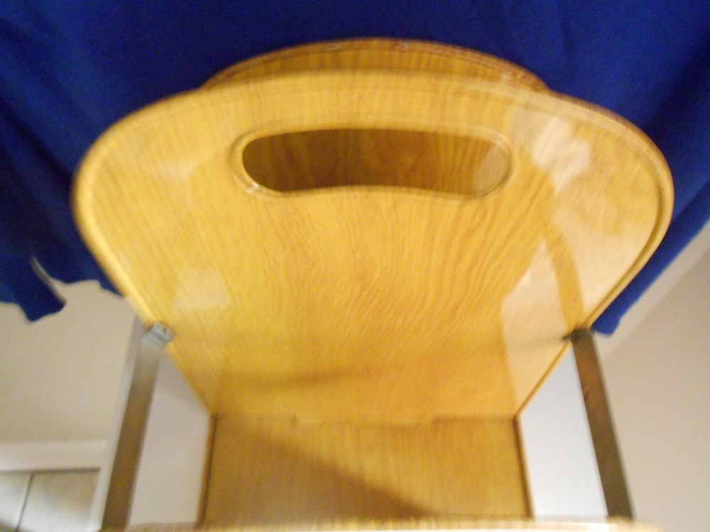 C 1960's Comic Book Corral comic book holder with divider. (RT57)