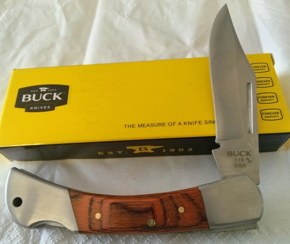 Buck 110 Folding hunter Knife very sharp