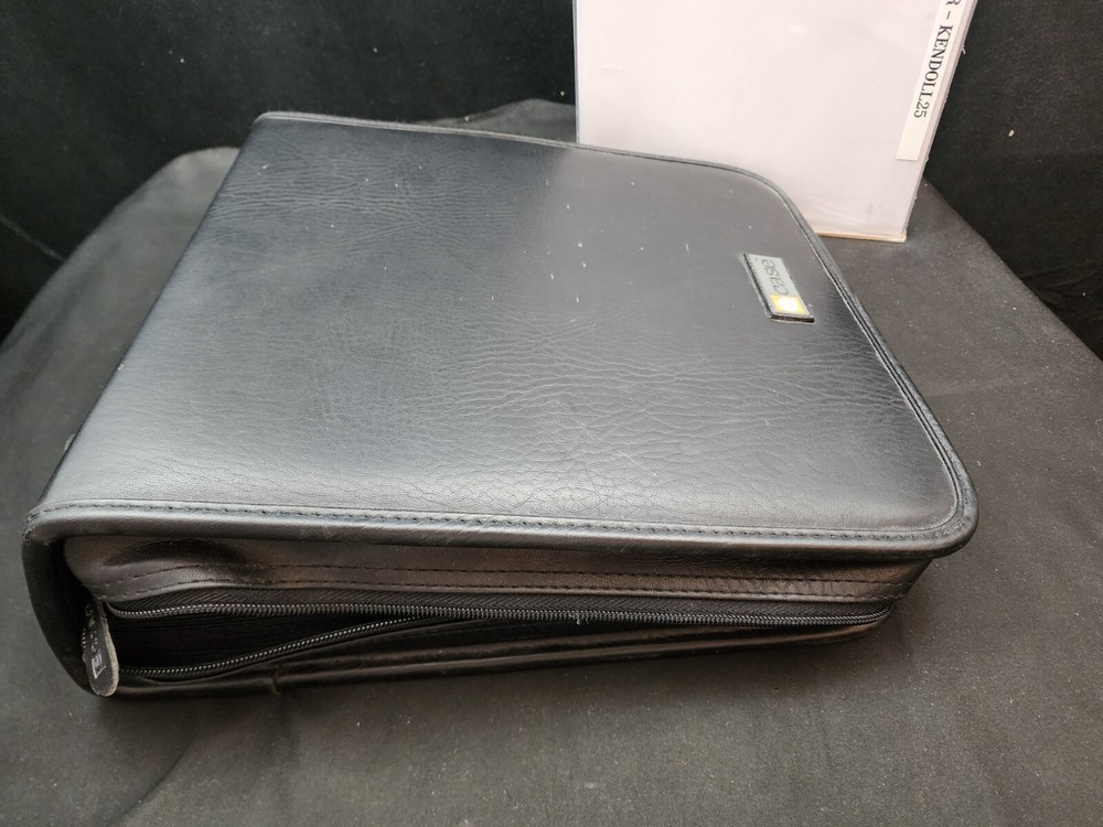 Preowned E-case - 256 CD/DVD BInder Case Black