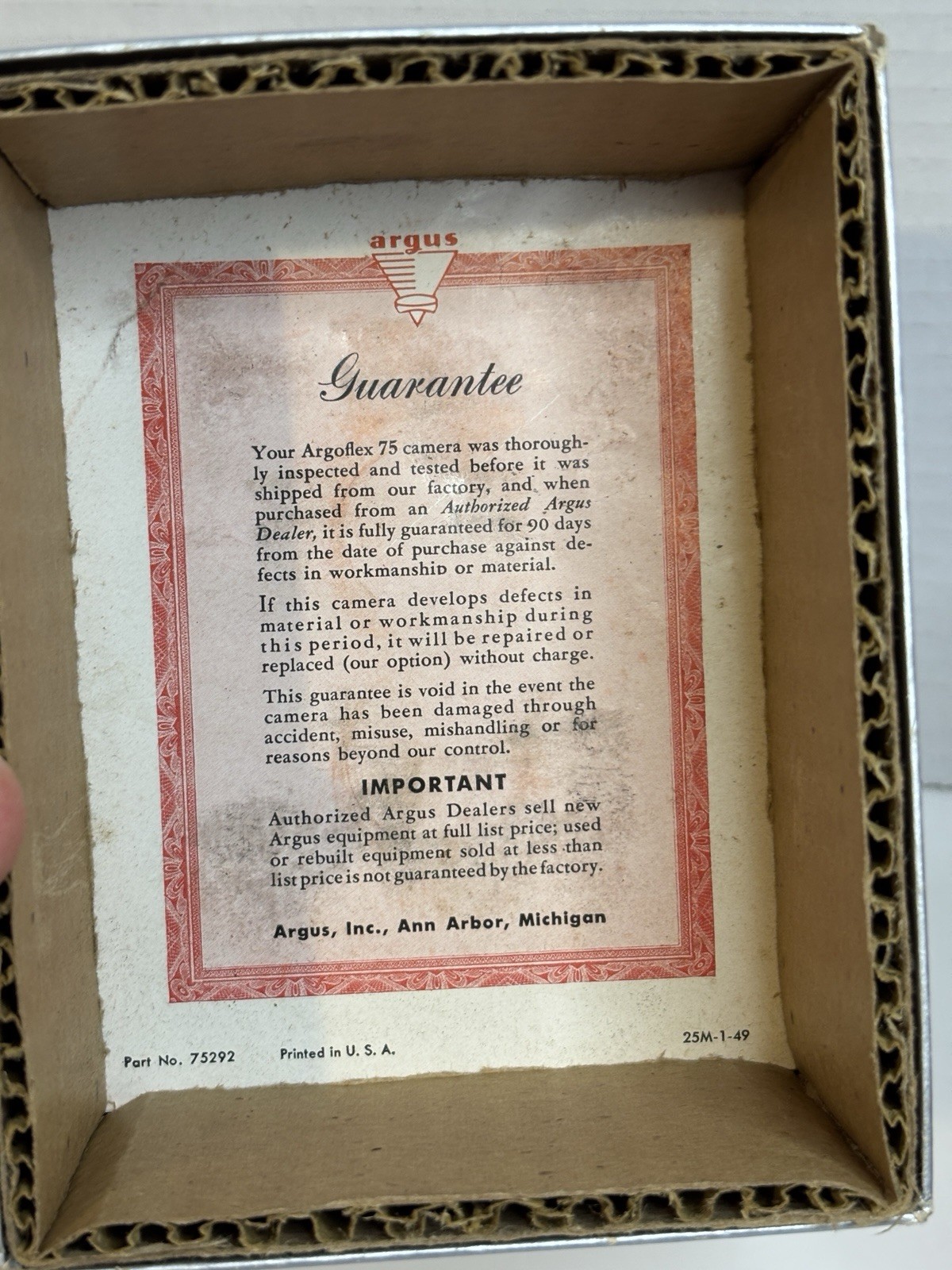 Vintage Argus Argoflex 75mm Seventy-Five Camera w/ Original Box