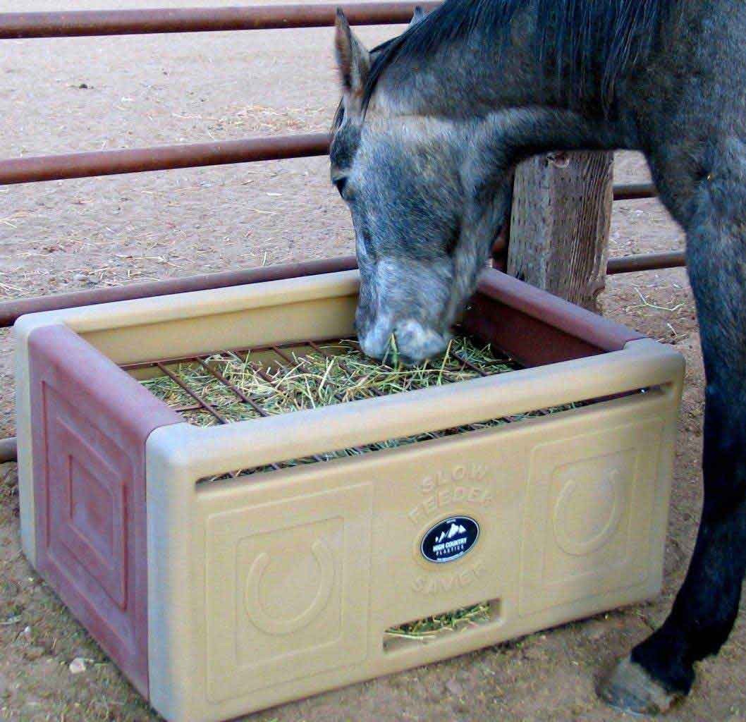 Slow Feeder Saver for Horses Save wasted feed   Slows down the animal’s feeding