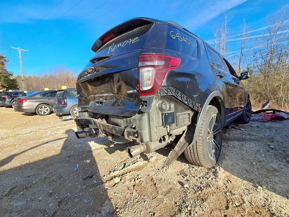 2015 Ford Explorer 8 Screen Display - Used, No Anti-Theft Code, Reprogram Needed