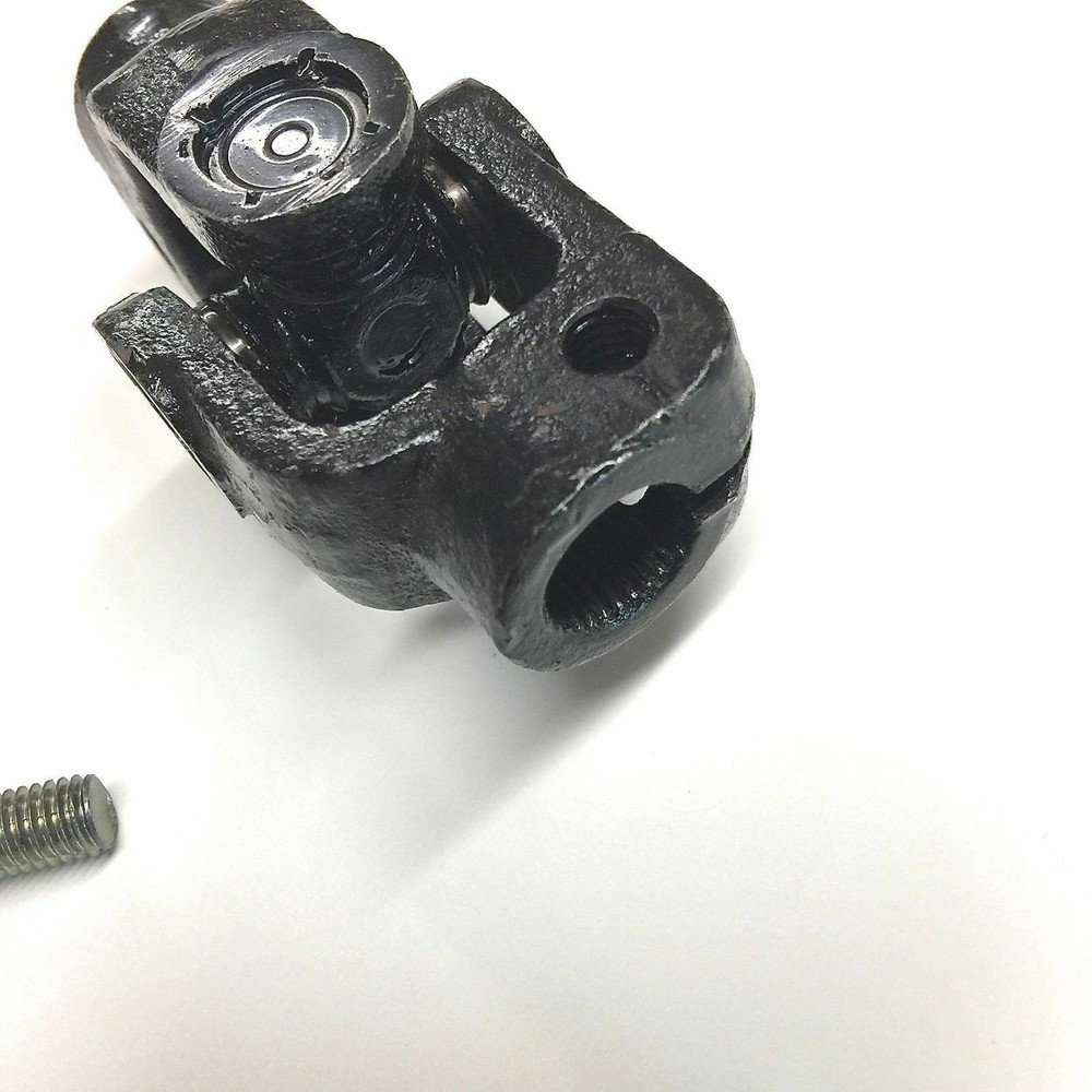 STEERING UNIVERSAL JOINT & BOLTS - SAMURAI 80'-95' LEX, KY