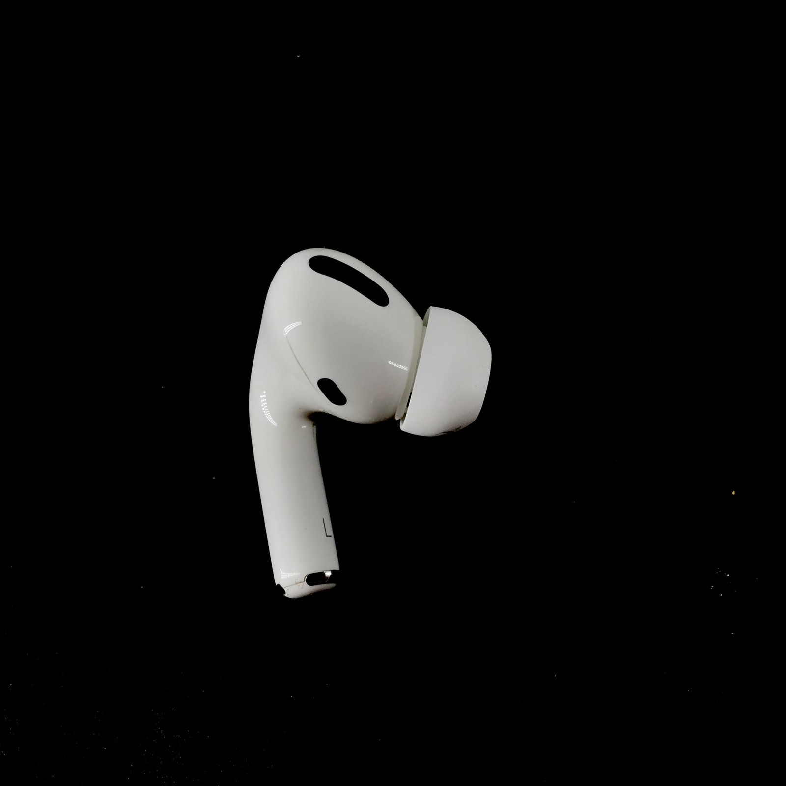 Apple AirPods Pro 2nd Gen. A2699 LEFT SIDE LIGHTNING AirPod No Case GENUINE!