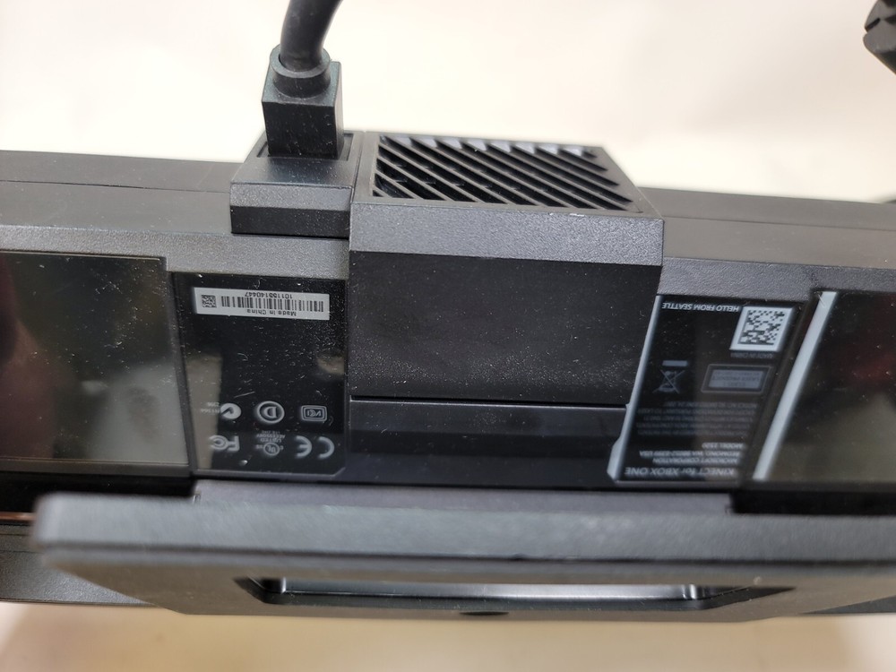 Microsoft Xbox One Kinect Camera Motion Sensor Bar Black - Model 1520