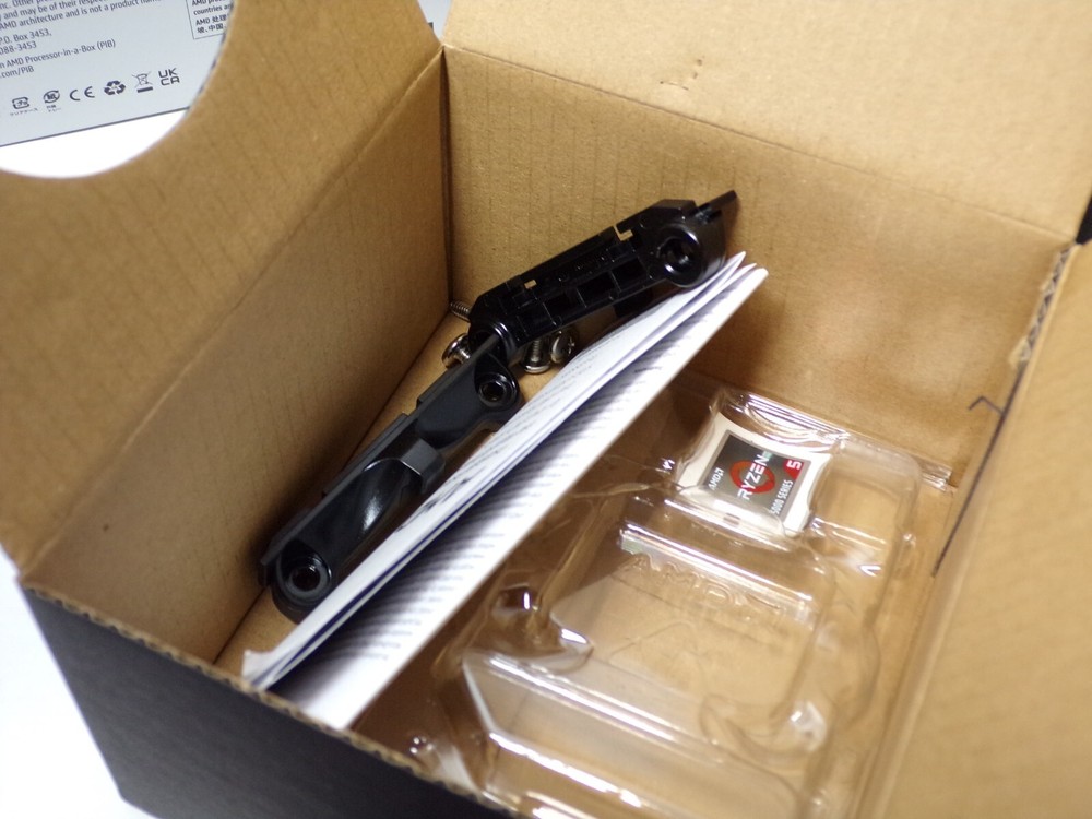 EMPTY BOX AMD Ryzen 5 5600G 5000 Series CPU Packaging - BOX ONLY 062425WT