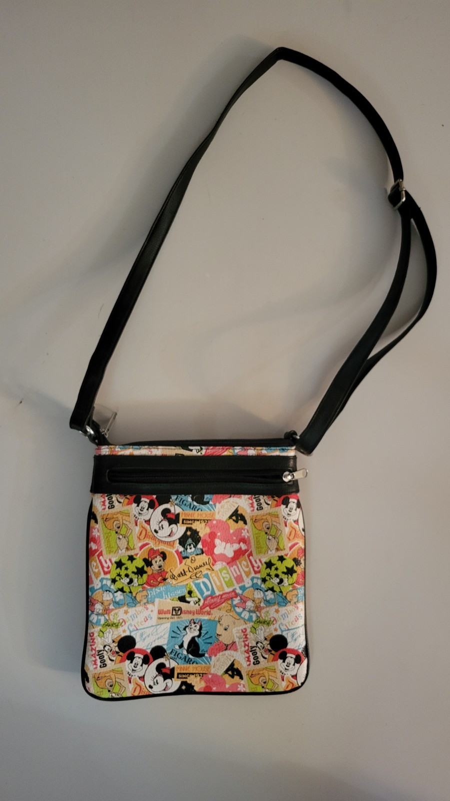 Disney Parks NWOT Retro Classic Disney Movies Characters Crossbody Bag