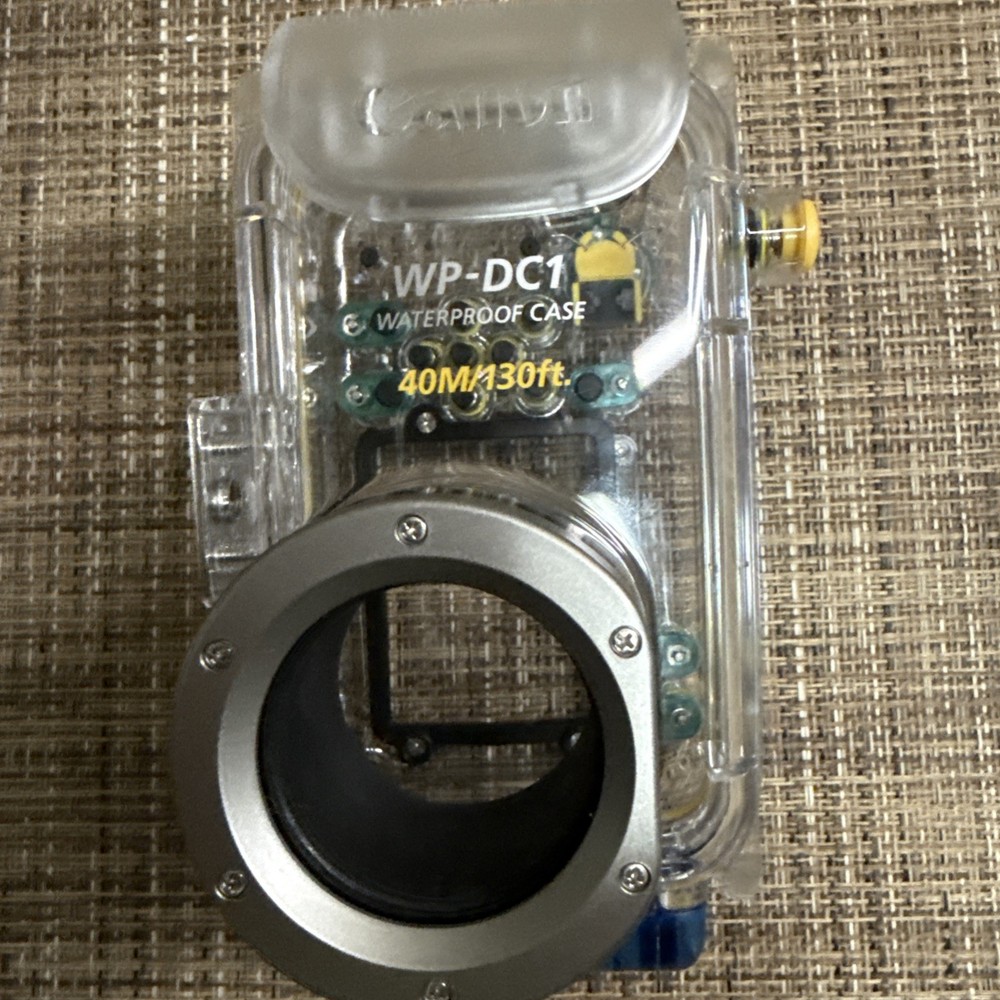 CANON WATERPROOF CASE WP-DC1 40M/30FT.