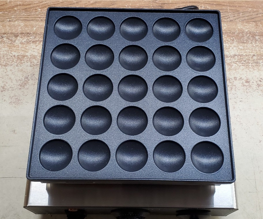 25 Hole Mini Pancake/Quail Egg Cooking Machine