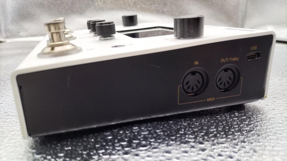 HOTONE AMPERO II STOMP MULTI-EFFECTOR 107397