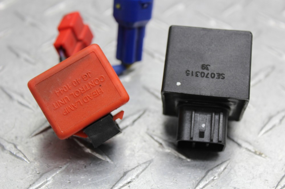 2015 KTM 390 RC HORN SIGNAL/FLASHER SENSOR/TIP OVER SENSOR/CONTROL UNIT SENSOR