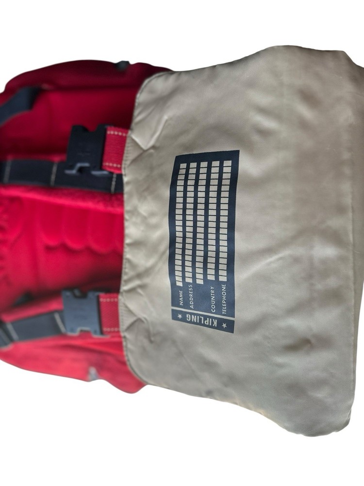 VTG 90’s Kipling Red Nylon Backpack Large Flap Buckle Drawstring Padded Back