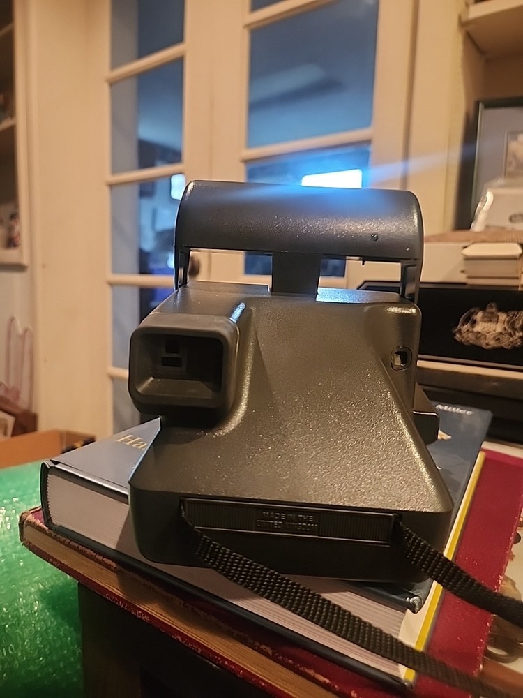 Polaroid OneStep Auto Focus Digital Exposure System Instant Camera With Strap