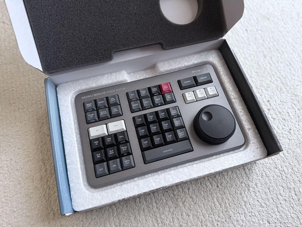 DaVinci Resolve Speed ​​Editor dedicated controller