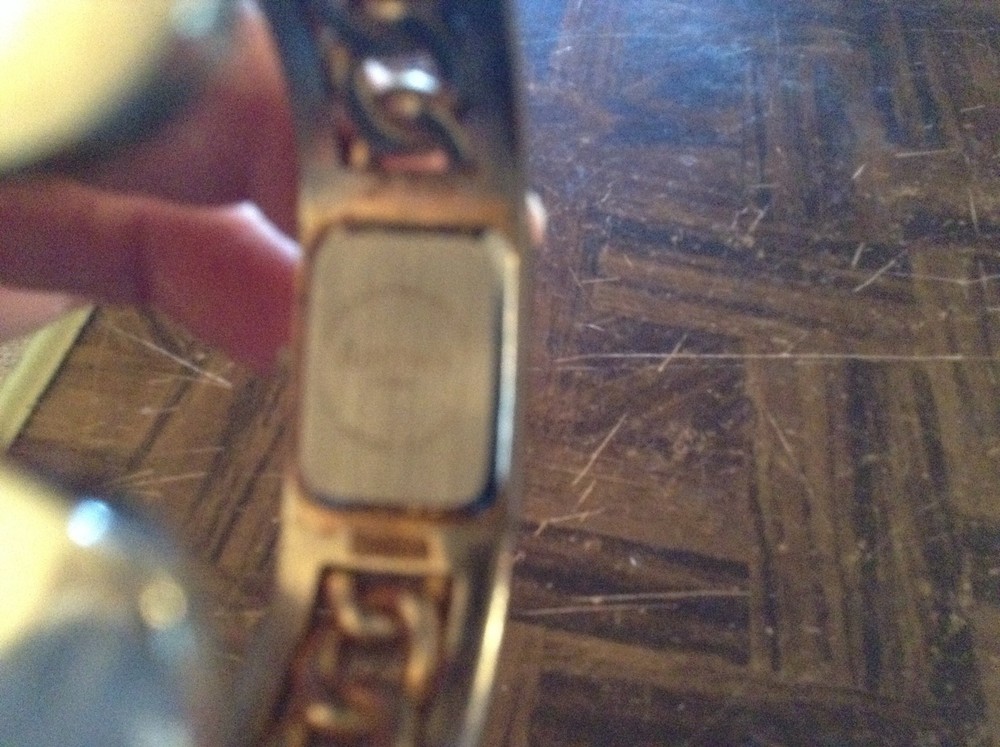 Ellen Tracy wristwatch