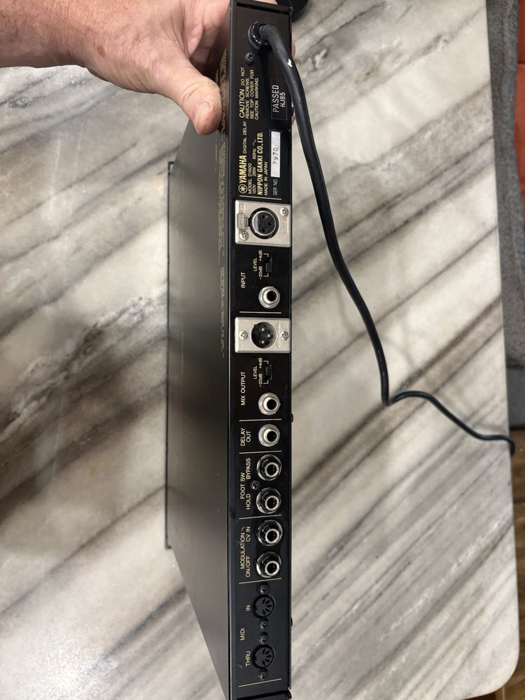 Yamaha D-1500 Digital Delay Vintage Recording Studio FX Processor