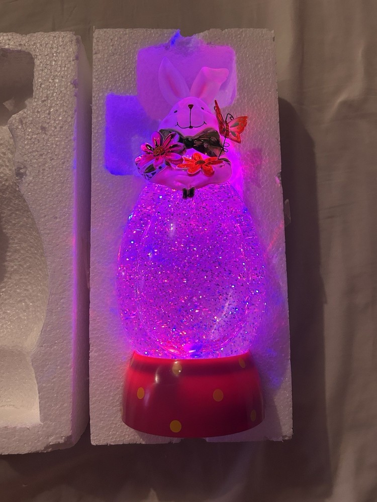 Cracker Barrel Light Up Bunny Globe Working Condition