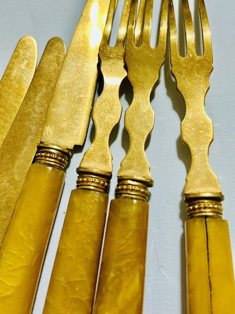 Bakelite Fruit Knives