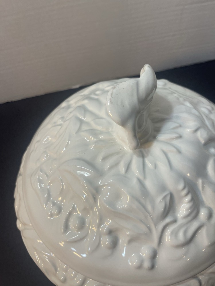 White Ceramic Covered Dish Bunny Knob Lid Easter Spring Serving Bowl Decor