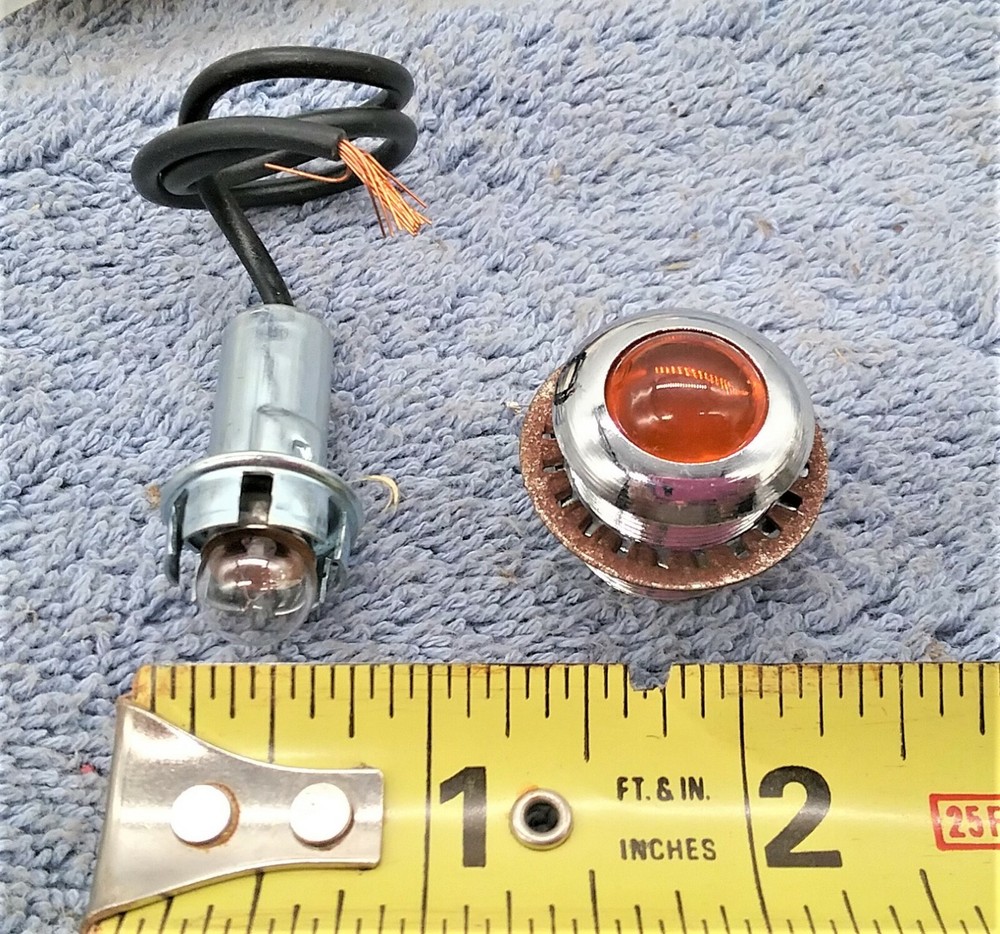 2 NOS 12 volt Amber LED Indicator Lights