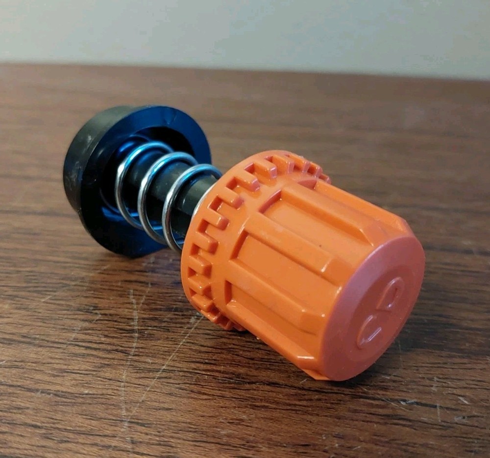 BLACK+DECKER LST140 40V String Trimmer - Replacment Handle Lock Button Assembly