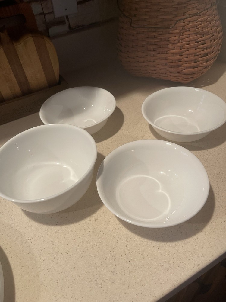 16 Pc Corelle Winter Frost Set For 4.