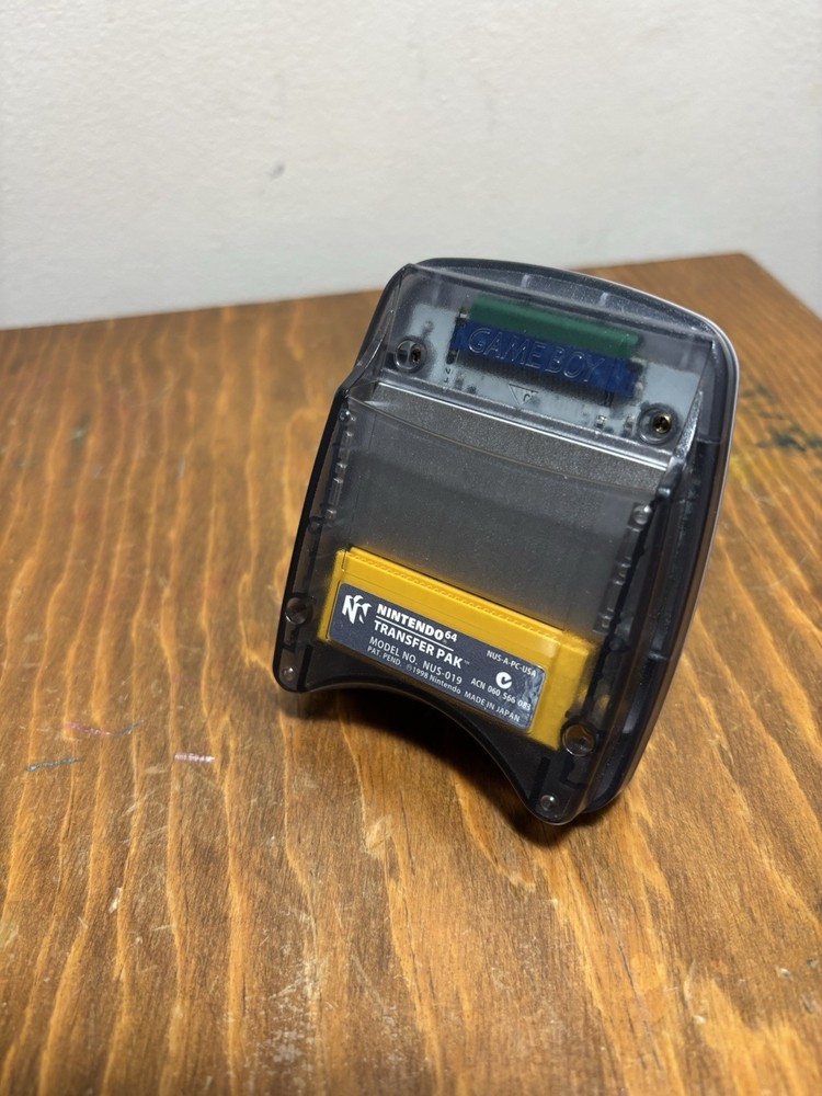 Nintendo 64 - Gameboy Transfer Pak - NUS-019