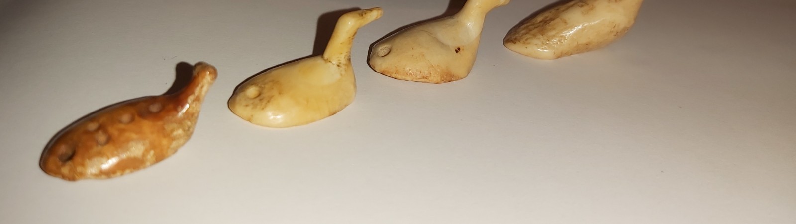 Alaska, Native Inuit, Box / Game Birds / Spear Points. 19th century.