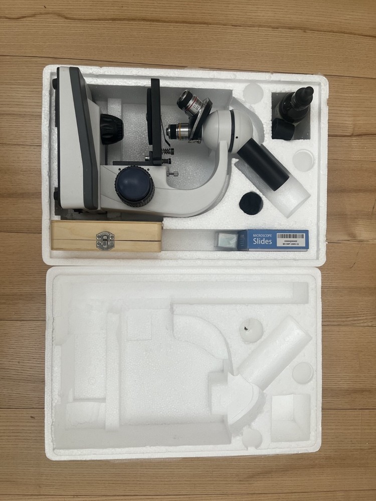 Student Microscope AmScope; excellent condition