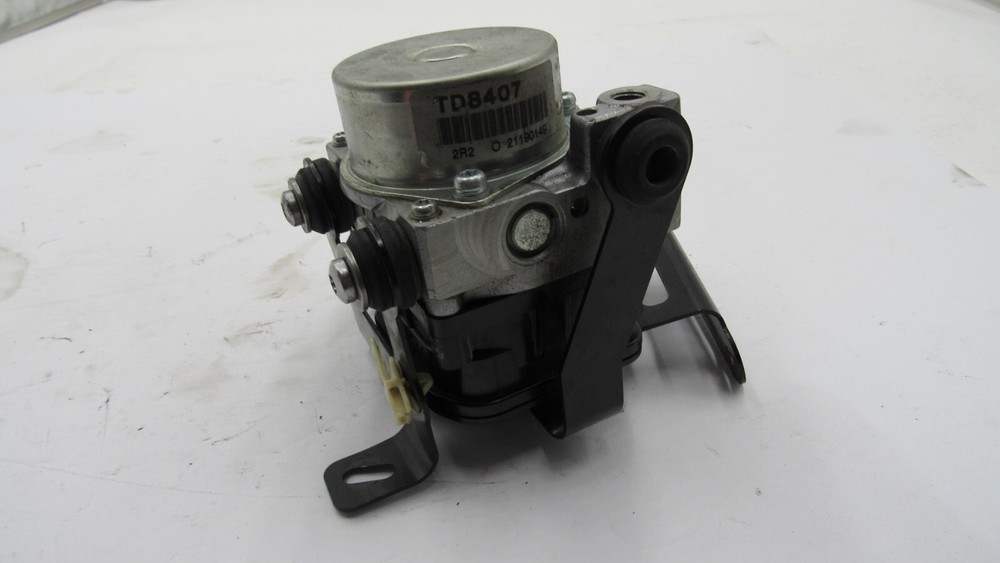 2013 TRIUMPH TIGER EXPLORER 1200 XR ABS BRAKE MODULATOR CONTROL MODULE