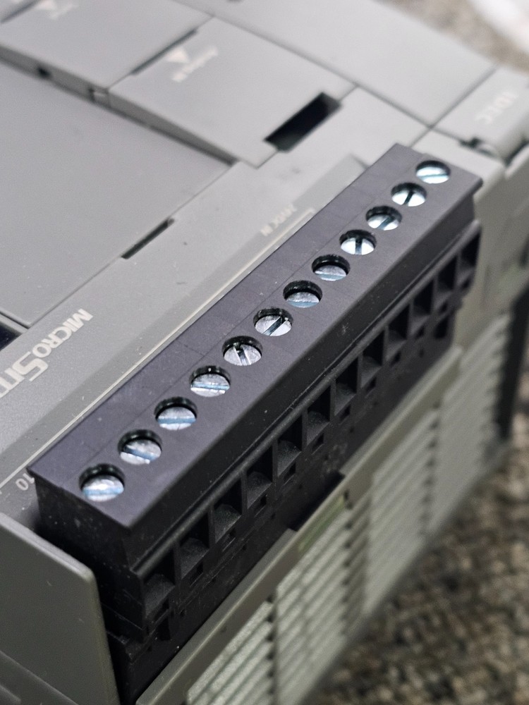 IDEC FC6A-C16K1CE: Programmable Logic Controller, CPU 24VDC 190mA Class 2