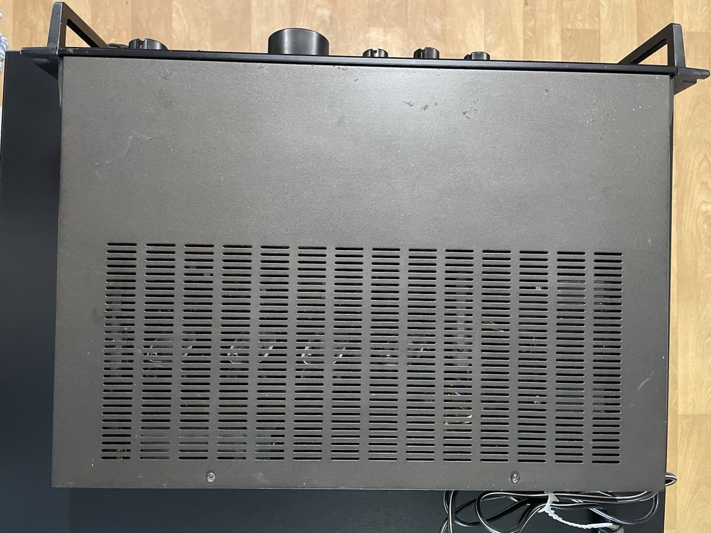 SANSUI AU217 New Capacitors