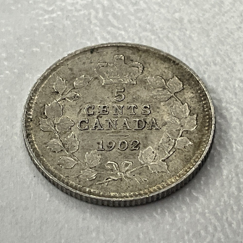 1902 CANADIAN SILVER 5 CENT COIN