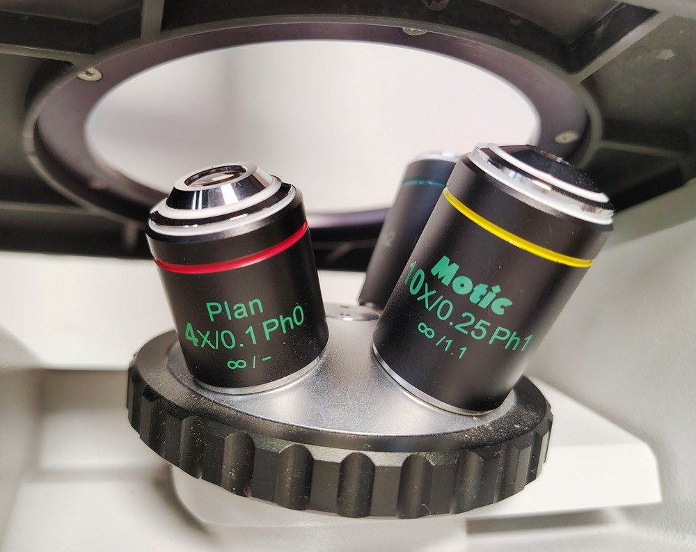 Motic AE2000 Phase Contrast Microscope with 3 Objective, Inverted
