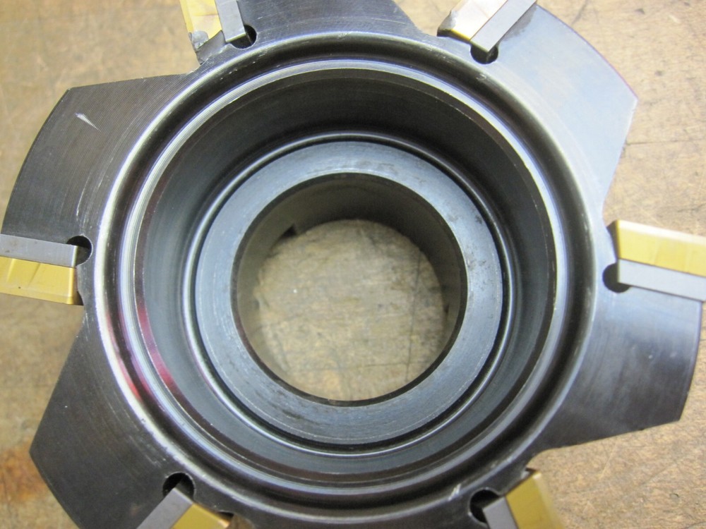 Sandvik 4" indexable 6 insert face shell milling cutter 1-1/2" arbor
