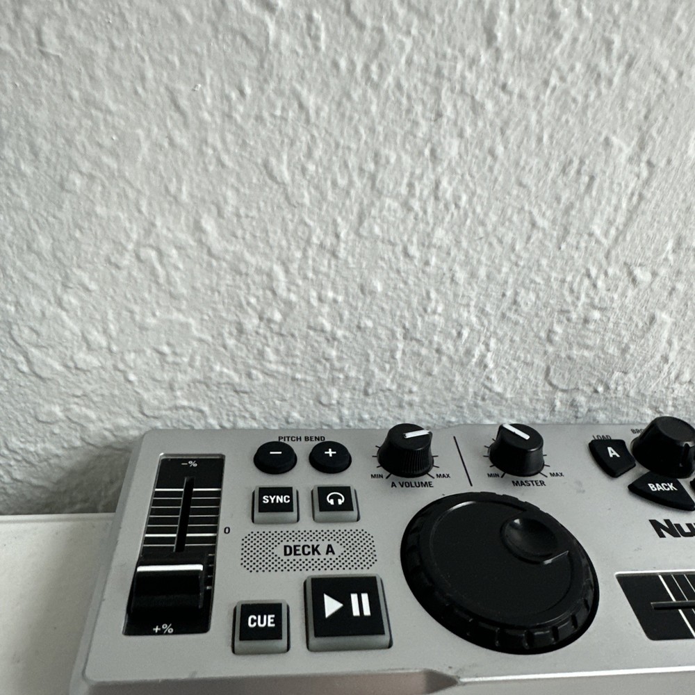 Numark DJ2GO Ultra Portable MIDI Capable Silver DJ Controller USB for Mac/PC