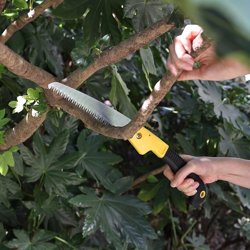 Bates 7-Inch Foldable Camp & Tree Saw Yellow